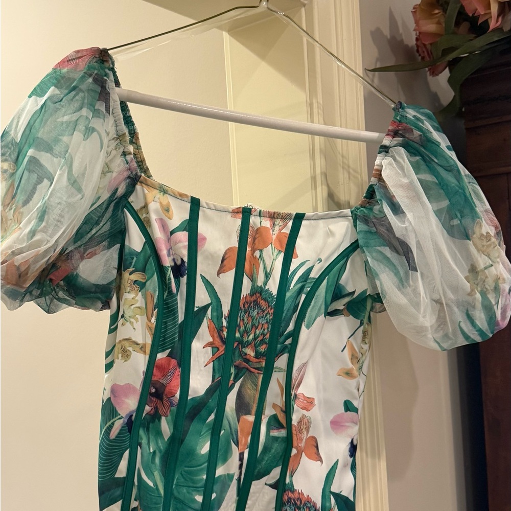 Corset style Floral Puff Sleeve Dress with organza sleeve. Sz M. Pastel Brand.